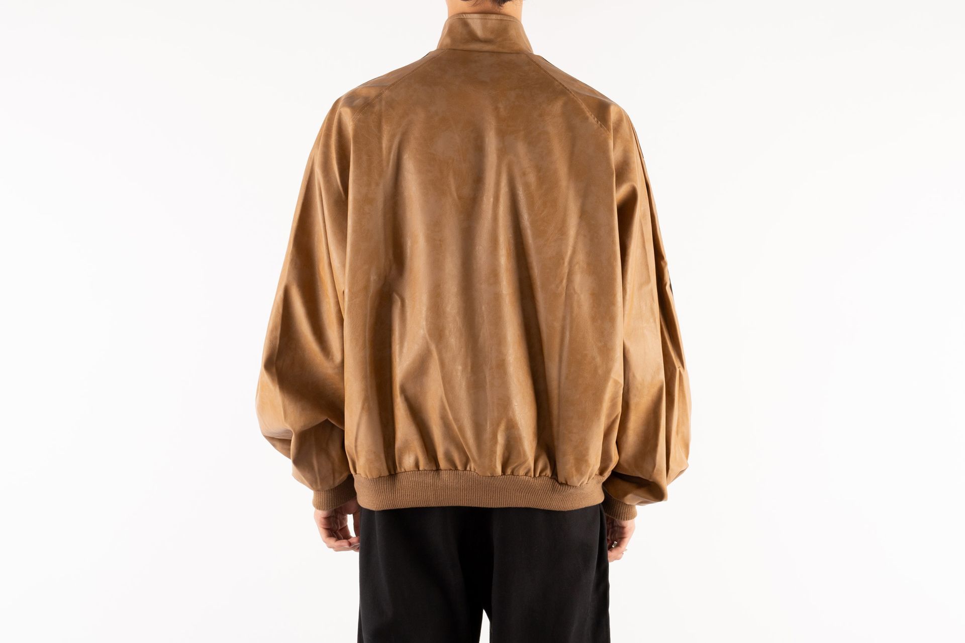 【AJO AJOBYAJO】24FW★ Leather Oversized Raglan Track JK MUSINSA | AJOBYAJO Vegan Leather Oversized Raglan Track